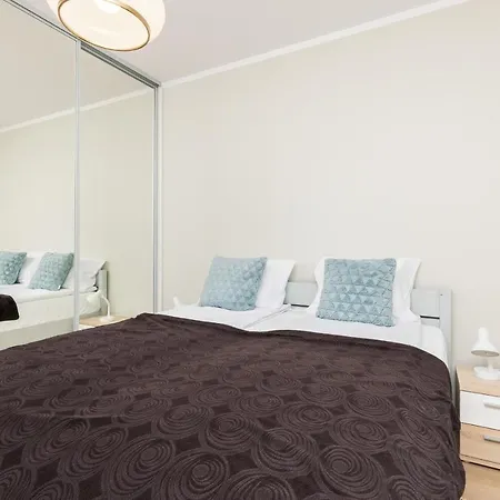 Przymorze Cztery Oceany By Renters Appartamento *